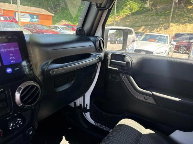 2011 Jeep Wrangler Unlimited Sport