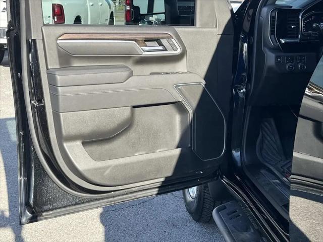 2025 Chevrolet Silverado 2500HD 4WD Crew Cab Standard Bed LT