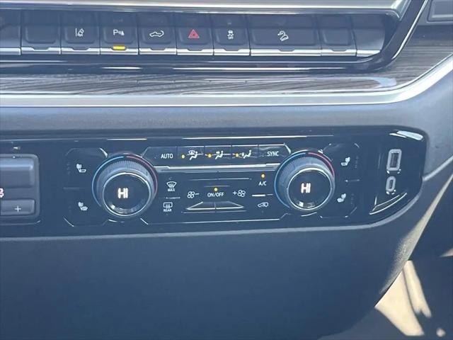 2025 Chevrolet Silverado 2500HD 4WD Crew Cab Standard Bed LT