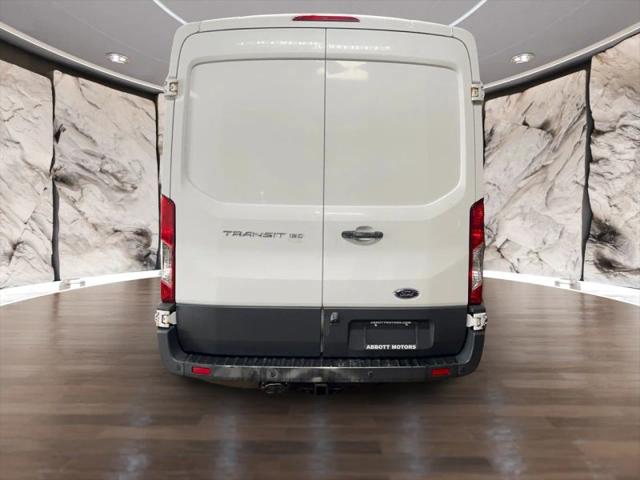 2017 Ford Transit Medium Roof w/Sliding Side Door w/RWB