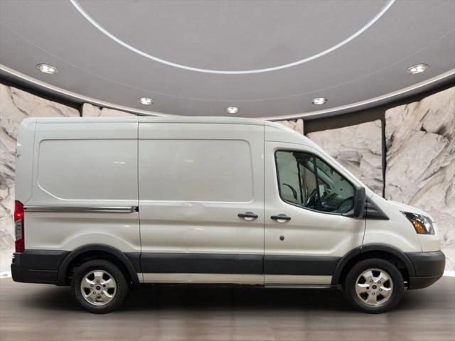 2017 Ford Transit Medium Roof w/Sliding Side Door w/RWB