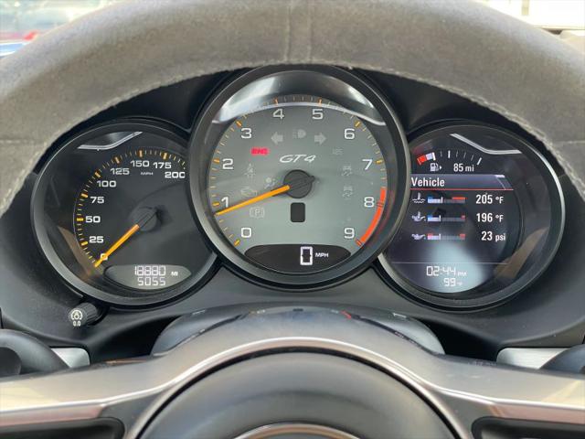 2016 Porsche Cayman GT4