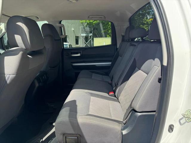 2015 Toyota Tundra SR5 5.7L V8