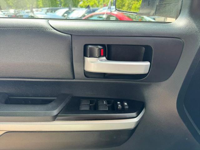 2015 Toyota Tundra SR5 5.7L V8