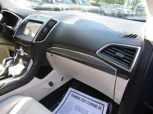 2017 Ford Edge Titanium