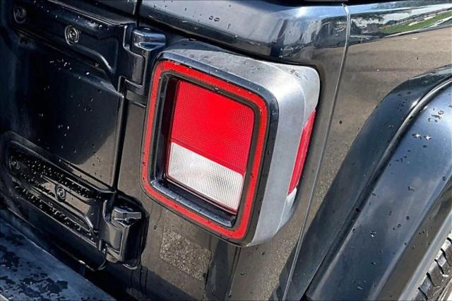 2023 Jeep Wrangler 4-Door Sahara 4x4