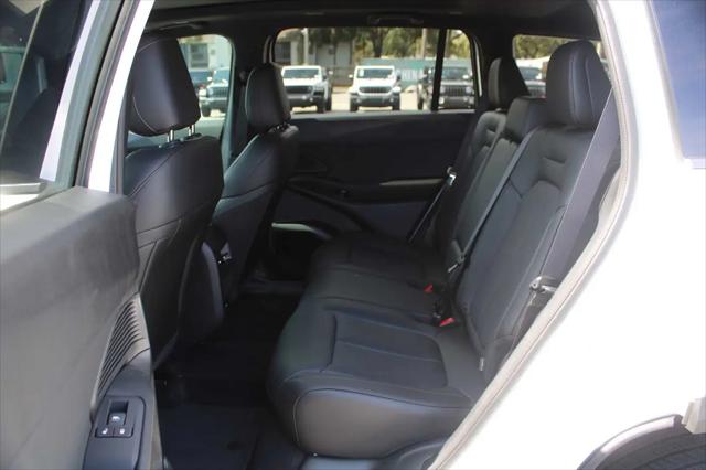 2026 Jeep Cherokee Overland 4x4