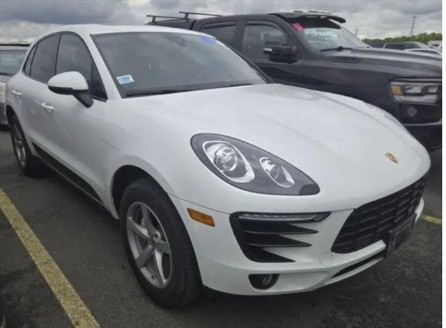 2017 Porsche Macan Base