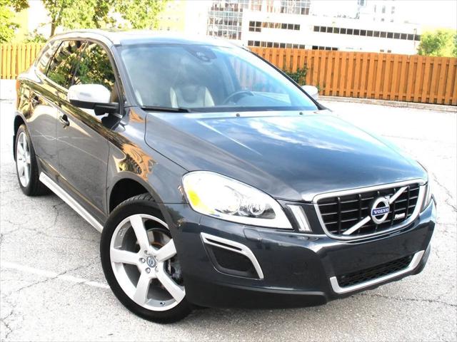2013 Volvo XC60 T6 R-Design Platinum