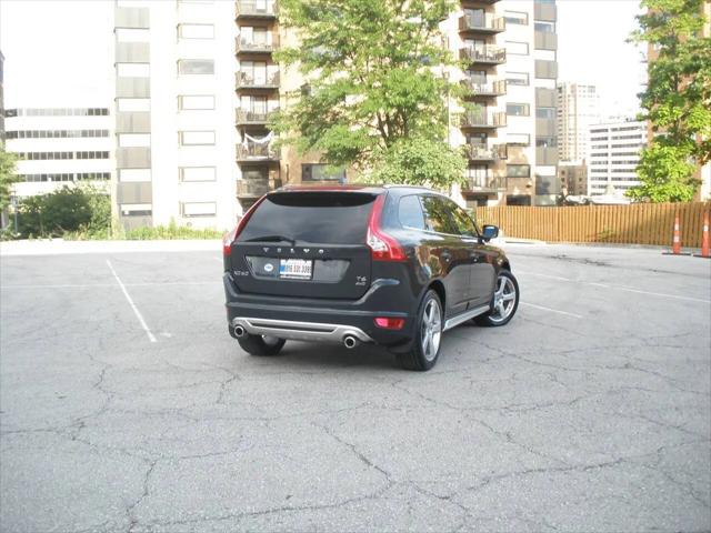 2013 Volvo XC60 T6 R-Design Platinum