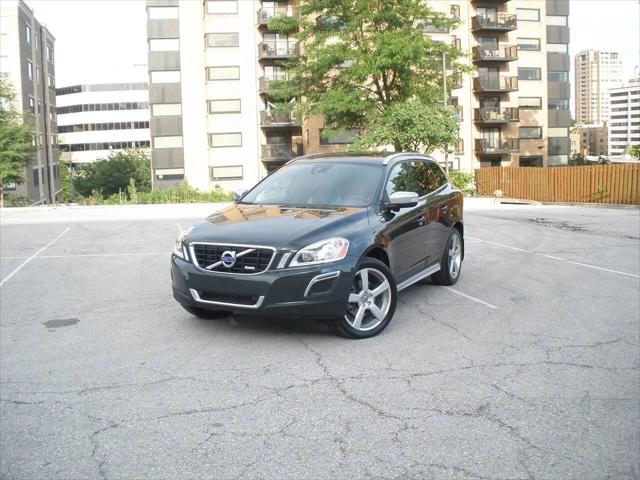 2013 Volvo XC60 T6 R-Design Platinum