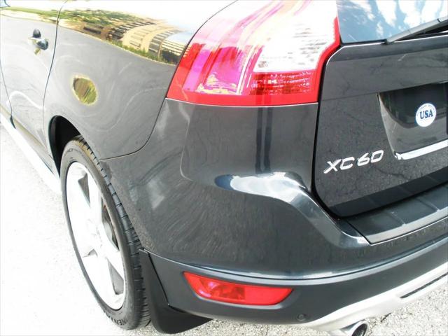 2013 Volvo XC60 T6 R-Design Platinum