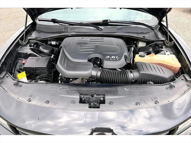 2021 Dodge Charger SXT RWD