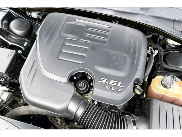 2021 Dodge Charger SXT RWD