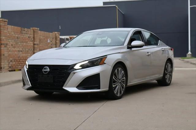 2023 Nissan Altima SL FWD