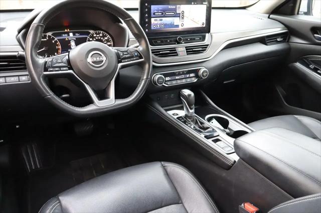 2023 Nissan Altima SL FWD
