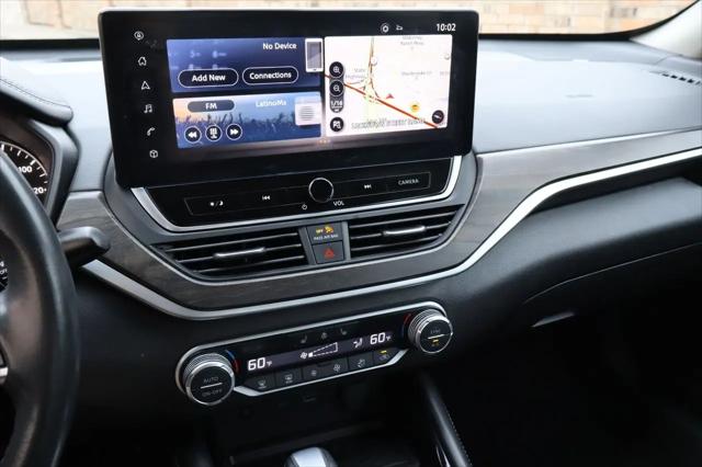2023 Nissan Altima SL FWD