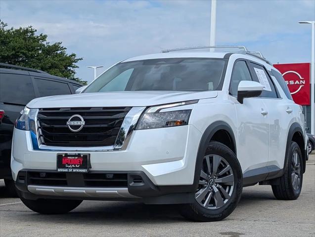 2025 Nissan Pathfinder SL 4WD