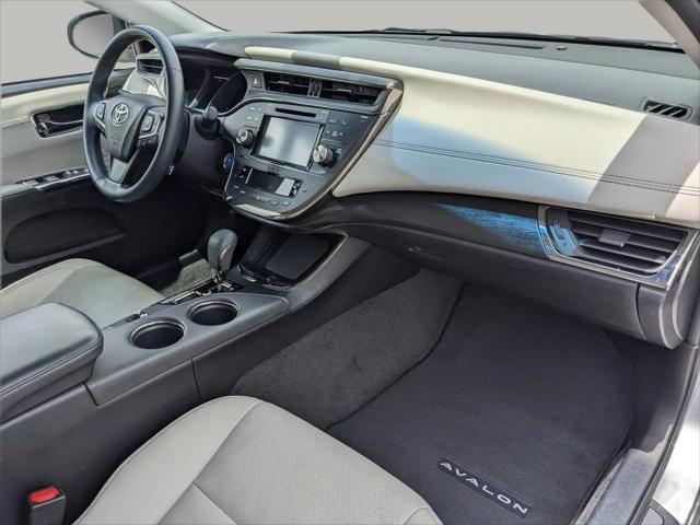 2018 Toyota Avalon Hybrid Limited