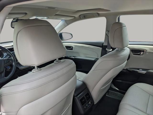 2018 Toyota Avalon Hybrid Limited