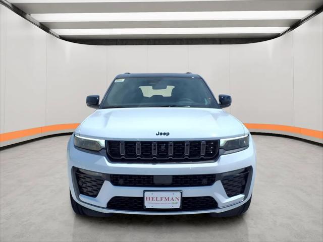 2026 Jeep Grand Cherokee Summit 4x4