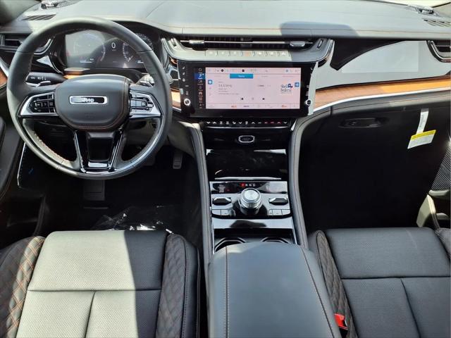 2026 Jeep Grand Cherokee Summit 4x4