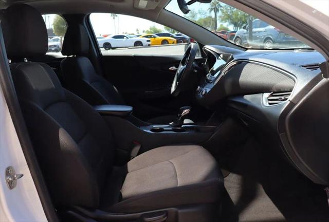 2021 Chevrolet Malibu FWD LT