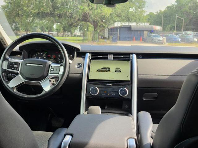2022 Land Rover Discovery P300 S