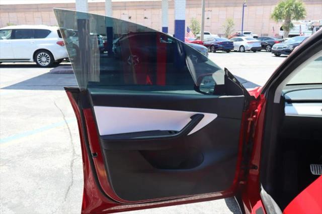 2022 Tesla Model Y Performance Dual Motor All-Wheel Drive
