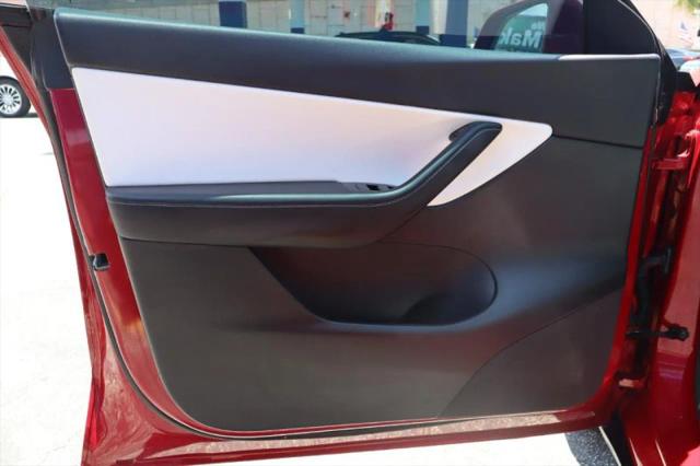 2022 Tesla Model Y Performance Dual Motor All-Wheel Drive