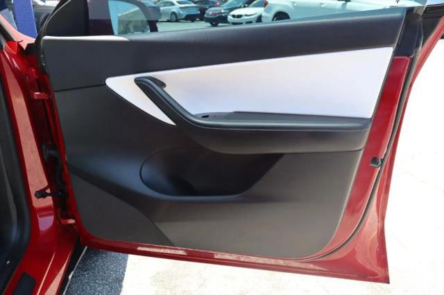 2022 Tesla Model Y Performance Dual Motor All-Wheel Drive