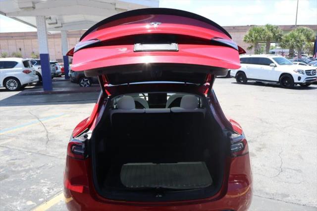 2022 Tesla Model Y Performance Dual Motor All-Wheel Drive