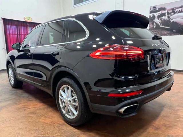 2016 Porsche Cayenne Base