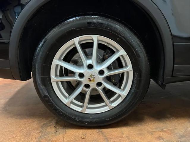 2016 Porsche Cayenne Base