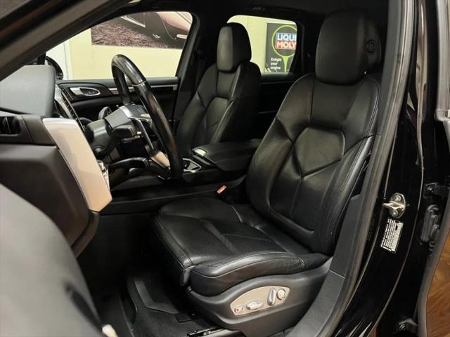 2016 Porsche Cayenne Base