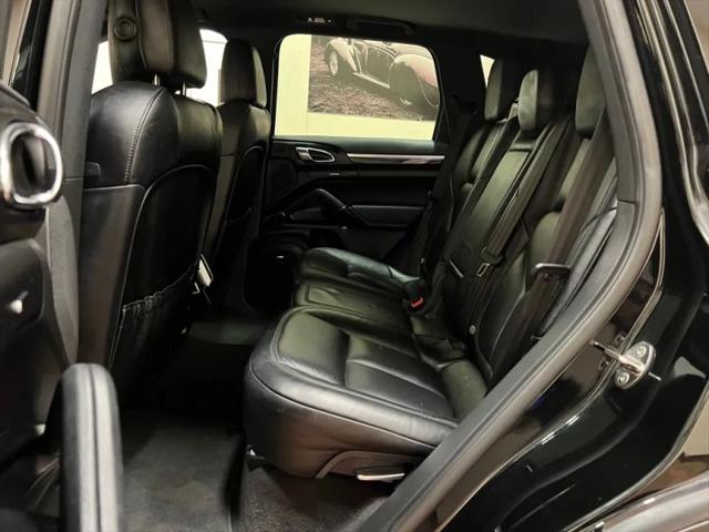 2016 Porsche Cayenne Base