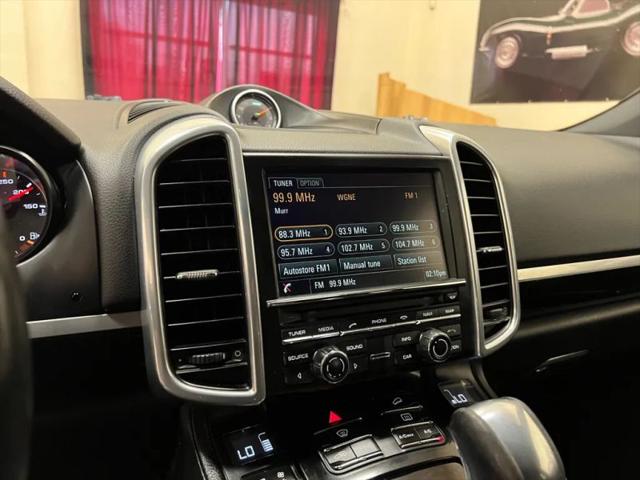 2016 Porsche Cayenne Base