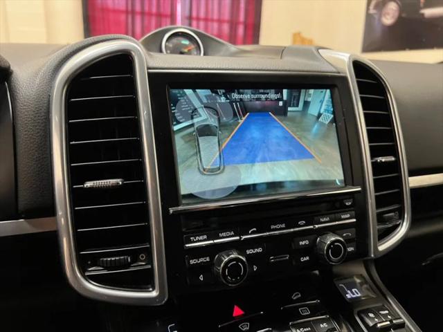 2016 Porsche Cayenne Base