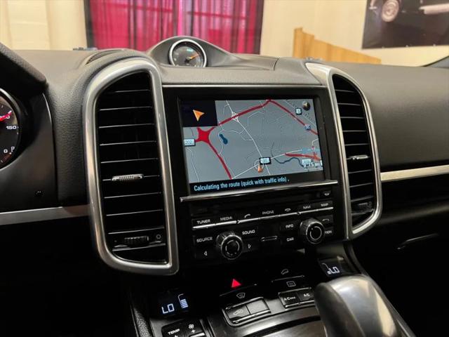 2016 Porsche Cayenne Base