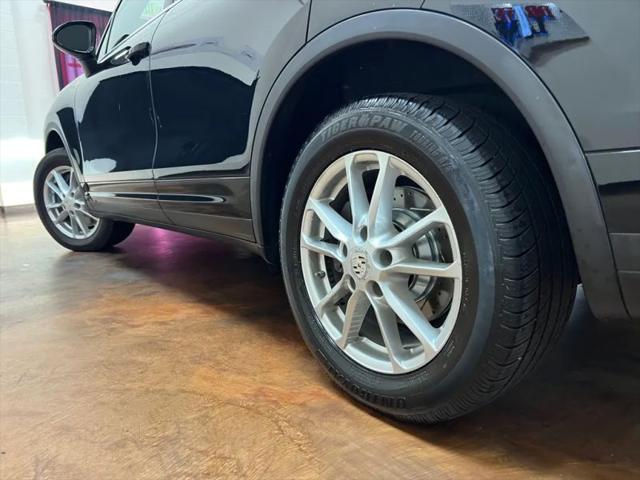 2016 Porsche Cayenne Base