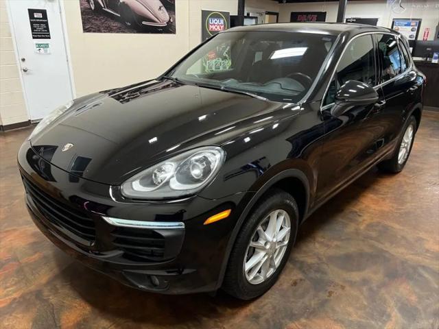 2016 Porsche Cayenne Base