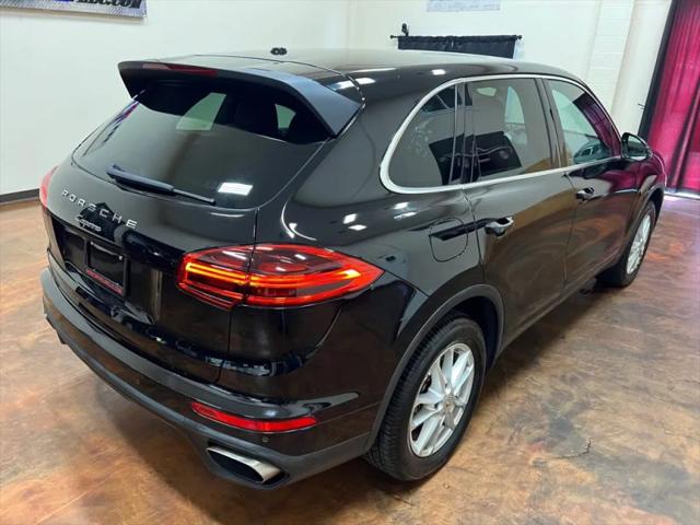 2016 Porsche Cayenne Base