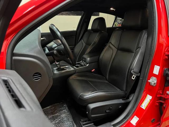 2020 Dodge Charger SXT RWD