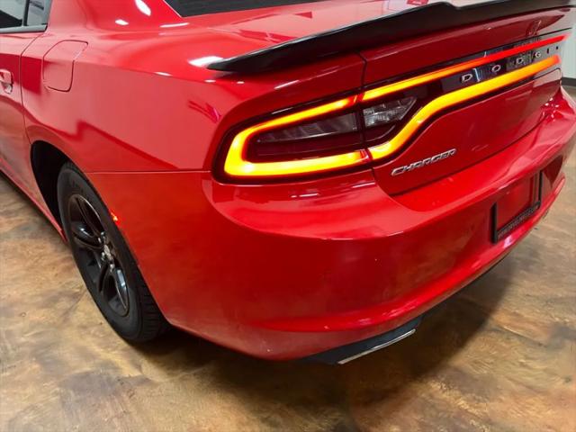 2020 Dodge Charger SXT RWD