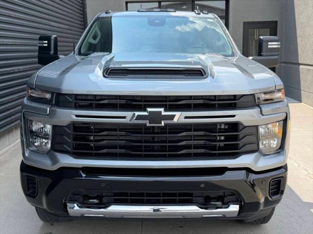 2026 Chevrolet Silverado 2500HD Crew Cab, Long Bed, Custom, 4WD