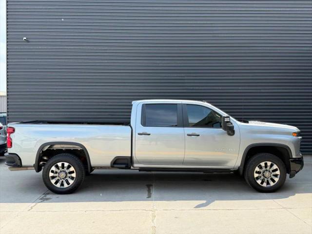 2026 Chevrolet Silverado 2500HD Crew Cab, Long Bed, Custom, 4WD
