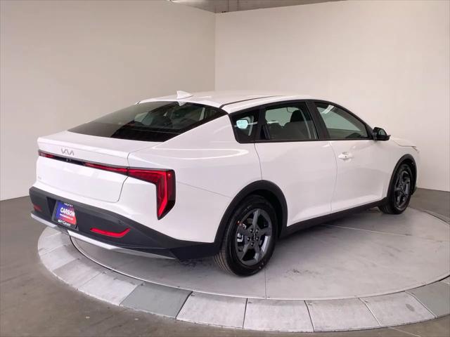 2026 Kia K4 LXS