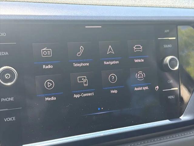 2024 Volkswagen Taos 1.5T SE