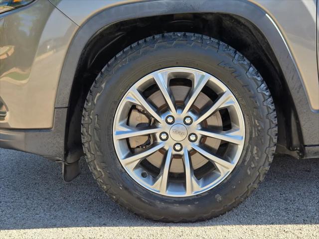 2019 Jeep Cherokee Latitude Plus FWD