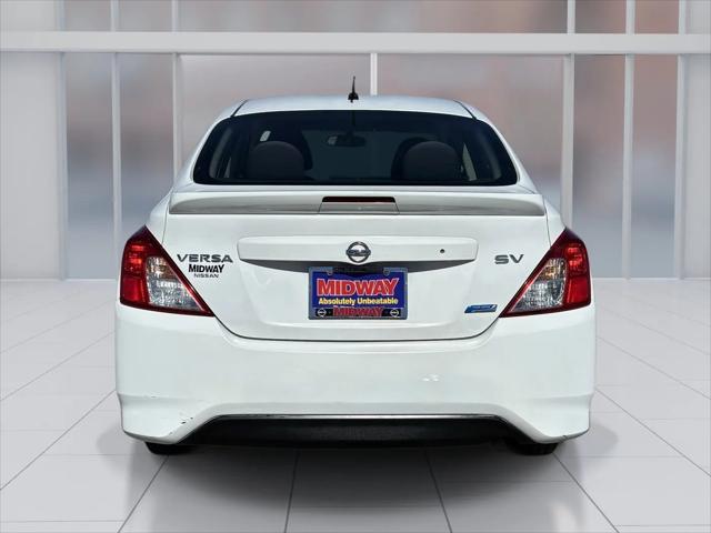 2016 Nissan Versa 1.6 SV